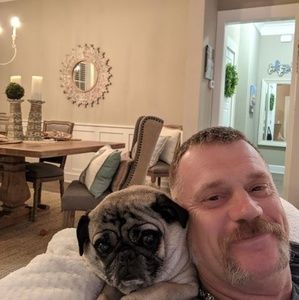 Meet your Posher, Christopher